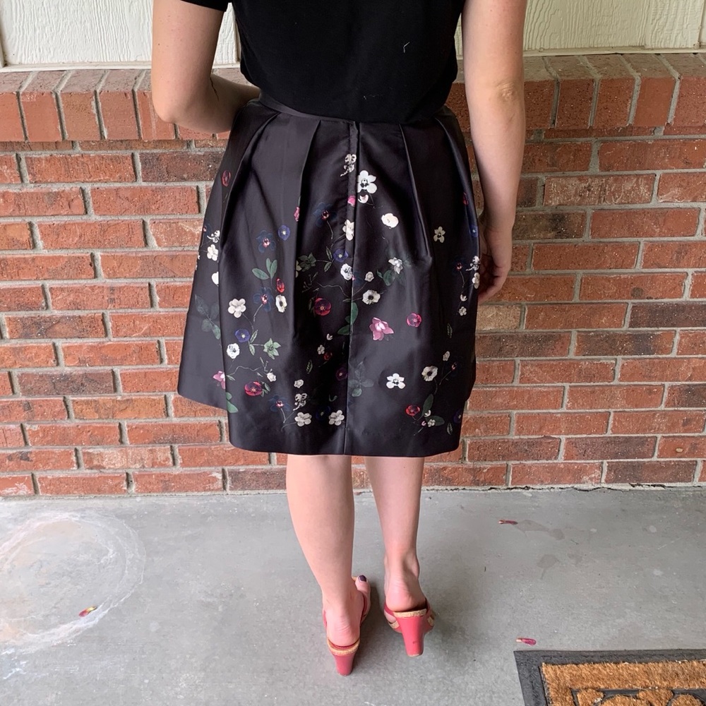 H&M Floral Satin Skirt with Pockets